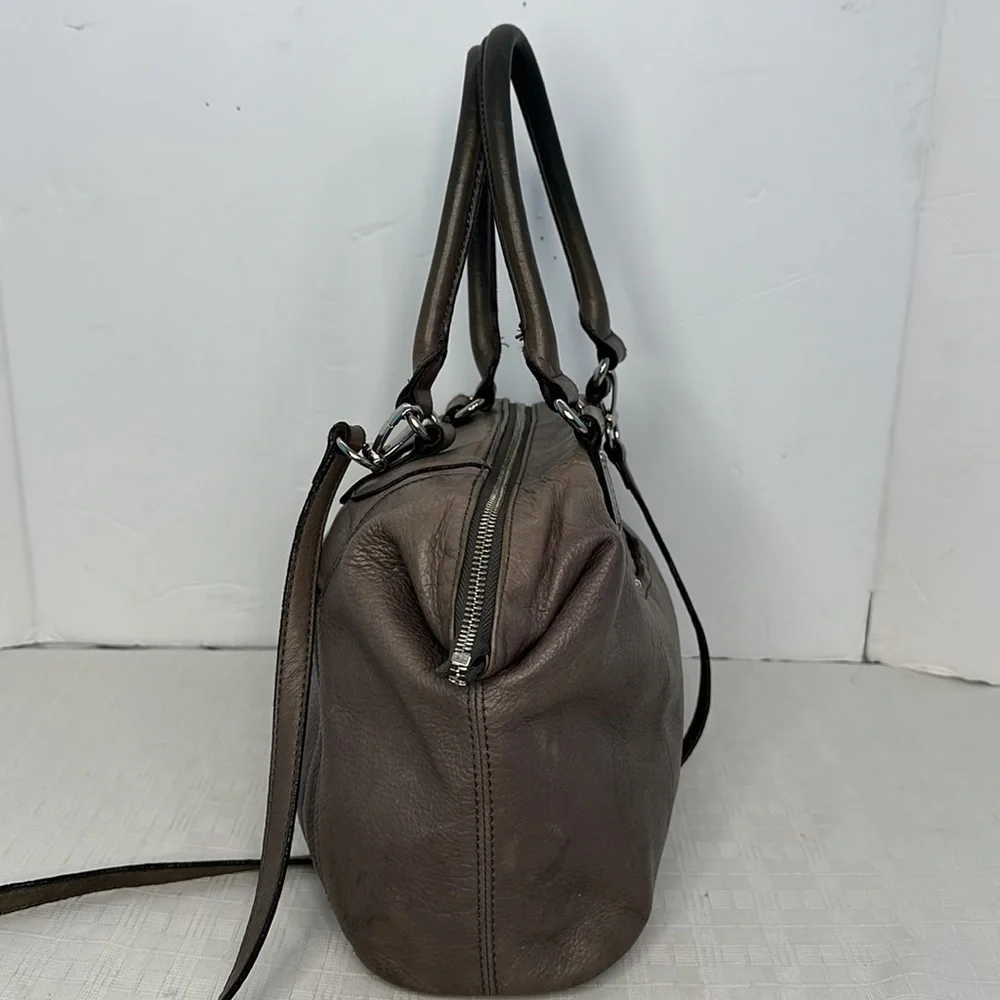 B Makowsky Puddy/Gray Soft Leather Handbag Purse